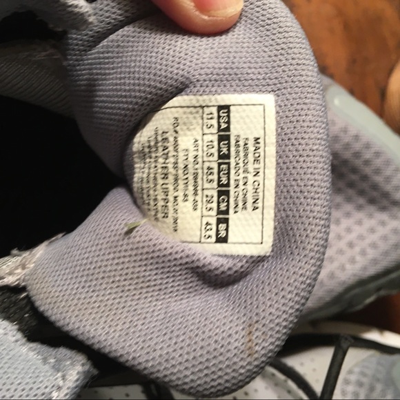 Under Armour size 11.5 - Picture 4 of 5